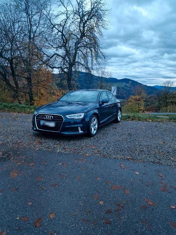 Gebraucht Audi A3 Sport 150 PS (110 kW) 2016 Blau Limousine