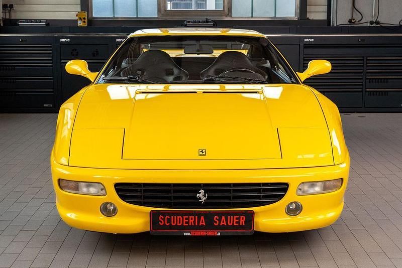 Second-hand Ferrari F355 381 CP (280 kW) 1998 Galben Cabrio
