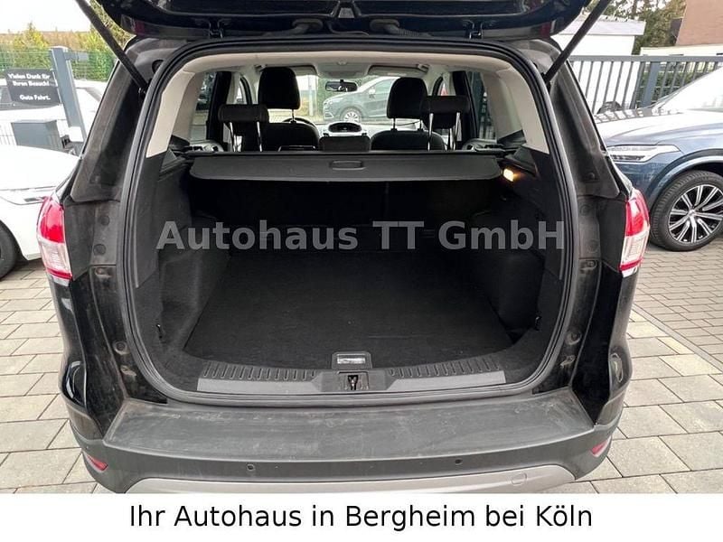 Gebraucht Ford Kuga SYNC Edition 120 PS (88 kW) 2016 Schwarz SUV