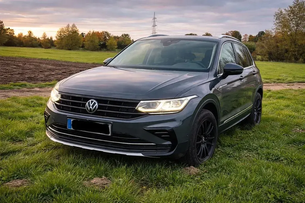 Usata VW Tiguan Elegance 150 CV (110 kW) 2022 Grigio SUV