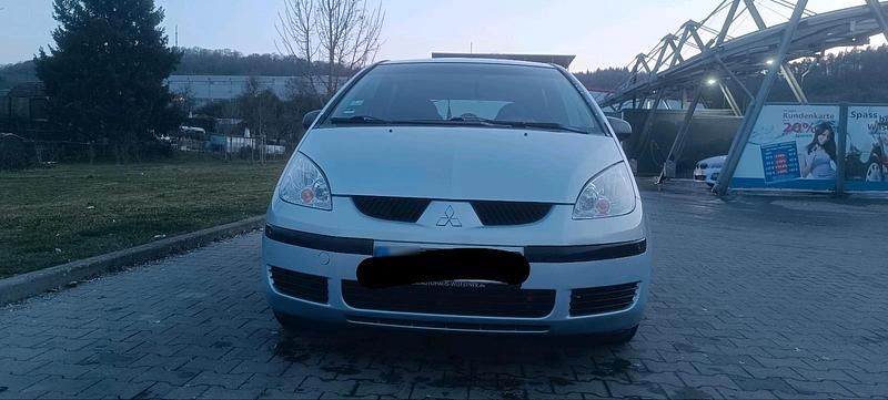 Gebraucht Mitsubishi Colt 95 PS (69 kW) 2004 Grau Kleinwagen