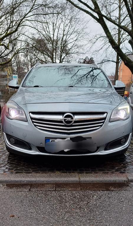 Grau Gebraucht 2014 Opel Insignia Business Kombi | 4.800 € (Fairer Preis) - Bild 1/4