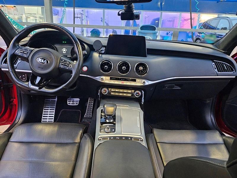 Gebraucht Kia Stinger GT 366 PS (269 kW) 2019 Rot Kleinwagen