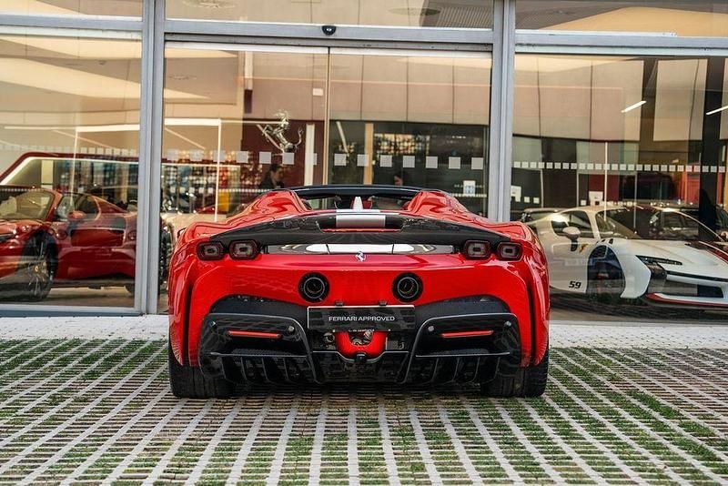 Second-hand Ferrari SF90 2022 Roșu Cabrio