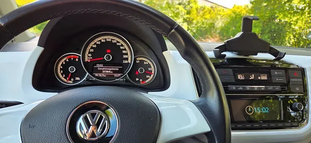 Gebraucht VW up! Beats 75 PS (55 kW) 2019 Schwarz Kleinwagen