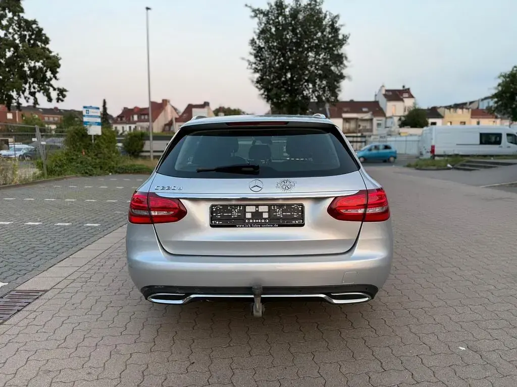 Gebraucht Mercedes C220 170 PS (125 kW) 2016 Silber Kombi