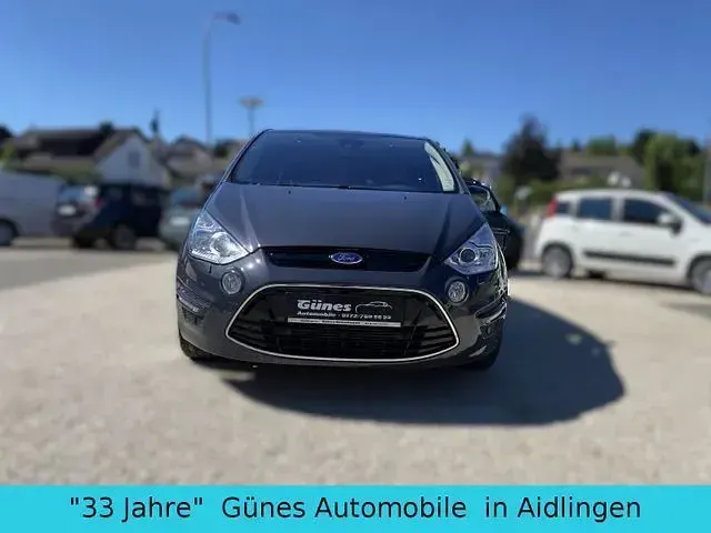 Gebraucht Ford S-MAX Titanium 239 PS (175 kW) 2013 Grau Van / Kleinbus