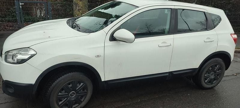 Weiß Gebraucht 2011 Nissan Qashqai Acenta SUV | 3.500 € (Superpreis) - Bild 1/4