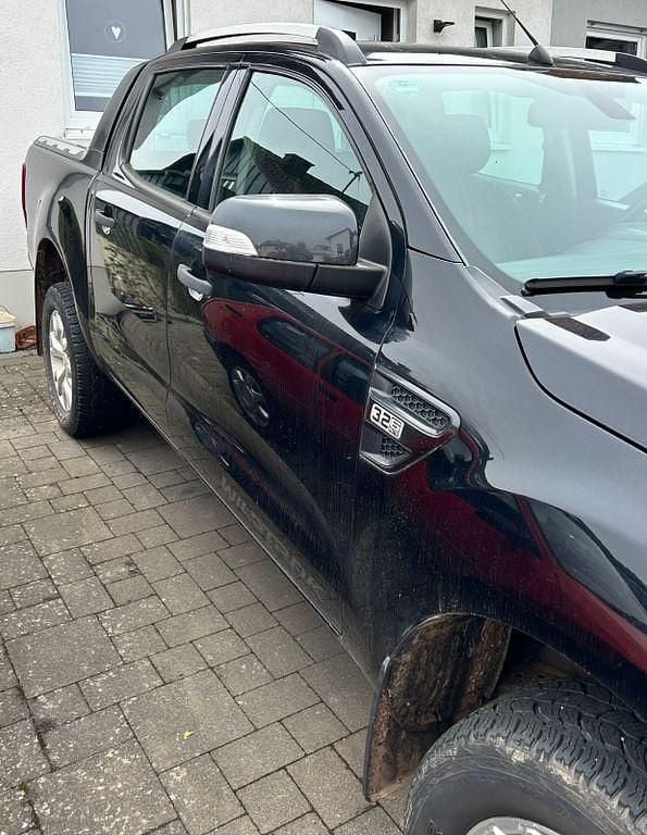 Second-hand Ford Ranger 200 CP (147 kW) 2014 Negru Pickup