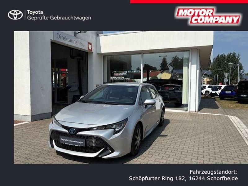 Silber Gebraucht 2021 Toyota Corolla Business Edition Limousine | 19.490 € (Fairer Preis) - Bild 1/4