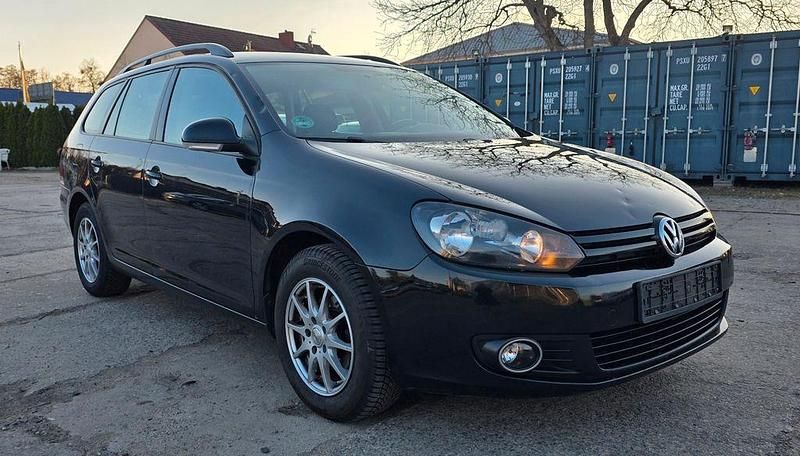 Gebraucht VW Golf VI Trendline 105 PS (77 kW) 2012 Schwarz Kleinwagen