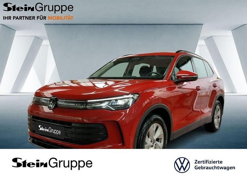 Rot Gebraucht 2024 VW Tiguan Basis SUV | 30.260 € (Fairer Preis) - Bild 1/4