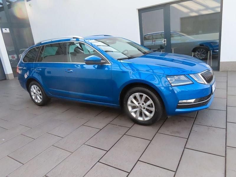 Gebraucht Skoda Octavia Style 150 PS (110 kW) 2020 Blau Kombi