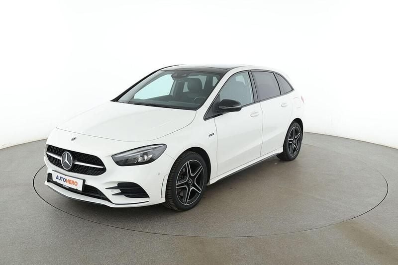 Gebraucht Mercedes B250 AMG line 102 PS (75 kW) 2020 Kleinwagen