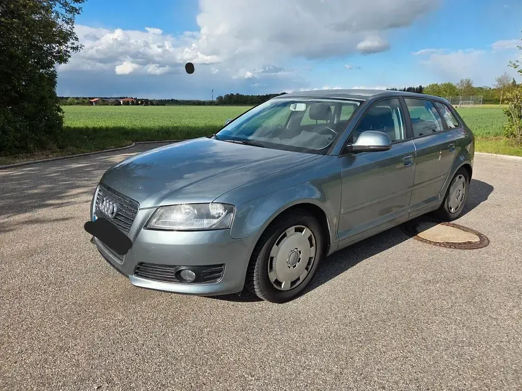 Second-hand Audi A3 Ambiente 125 CP (91 kW) 2009 Gri Hatchback