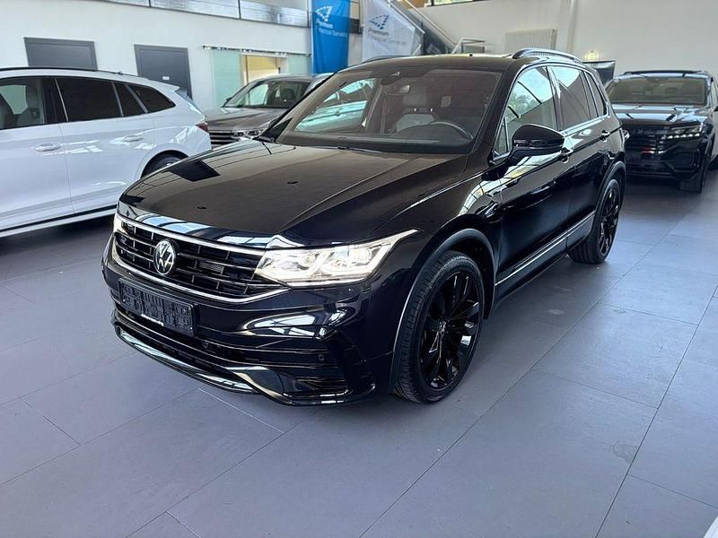 Schwarz Gebraucht 2024 VW Tiguan Style SUV | 39.900 € (Fairer Preis) - Bild 1/4