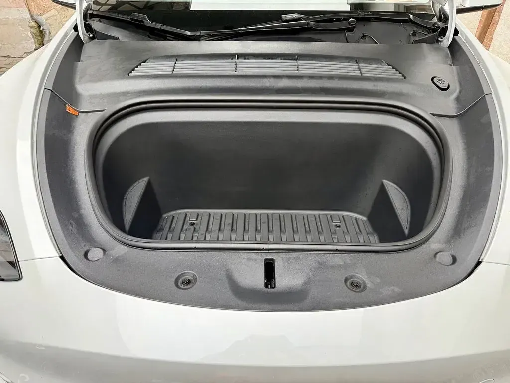 Brugt Tesla Model Y Performance 392 kW (534 HK) 2024 Hvid SUV