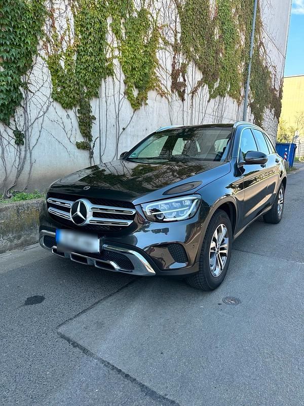 Schwarz Gebraucht 2020 Mercedes 200 SUV | 32.500 € (Fairer Preis) - Bild 1/4