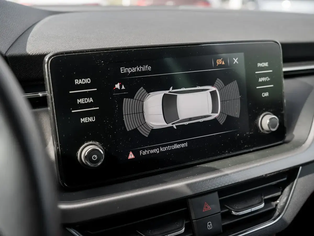 Gebraucht Skoda Scala Clever 110 PS (80 kW) 2021 Grau Kleinwagen