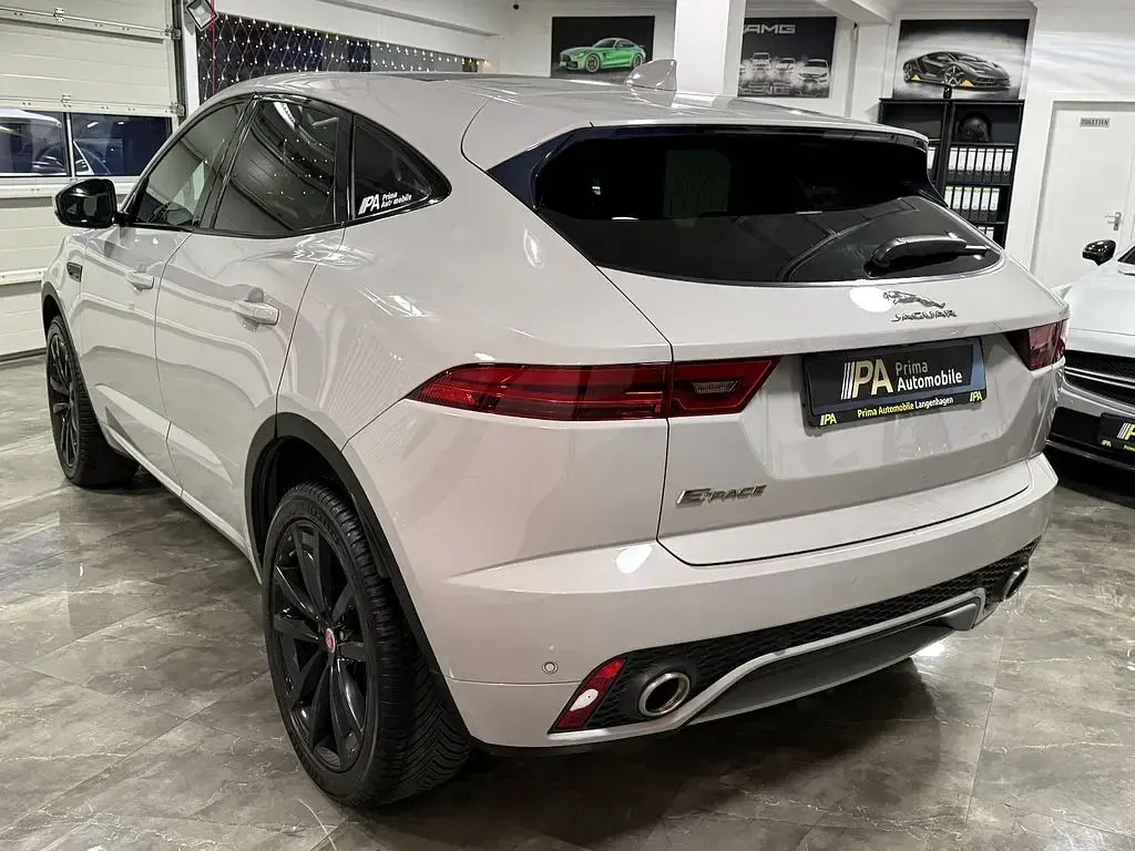 Używany Jaguar E-Pace R-Dynamic 179 KM (131 kW) 2018 Szary SUV