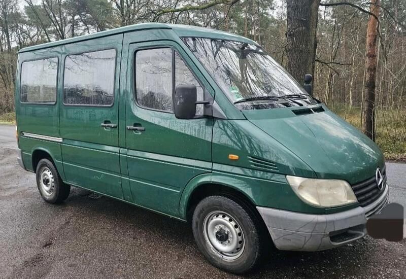 Grün Gebraucht 2002 Mercedes Sprinter Van | 4.450 € - Bild 1/4