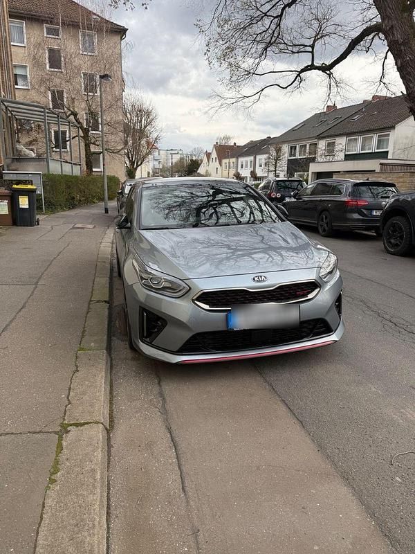 Gebraucht Kia ProCeed GT 204 PS (150 kW) 2021 Grau Kombi