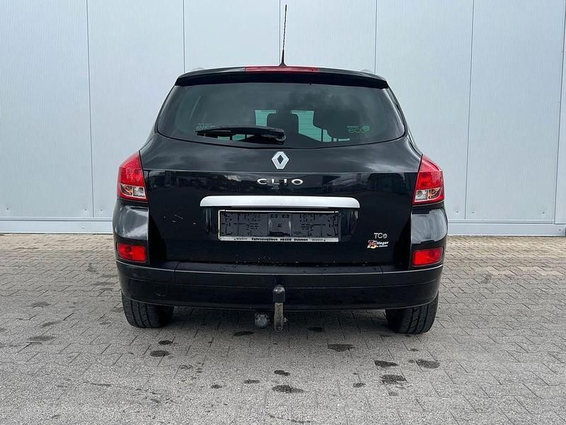 Gebraucht Renault Clio II Night&Day 101 PS (74 kW) 2011 Schwarz Limousine