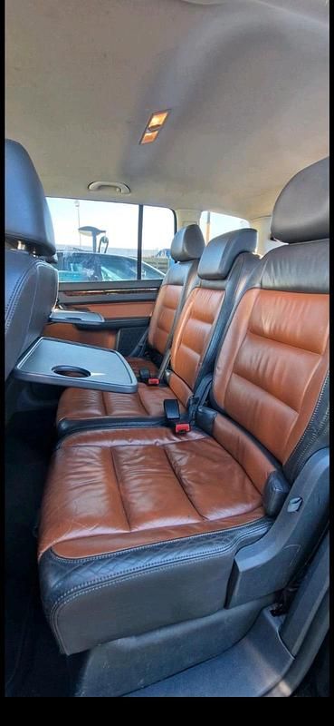 Gebraucht VW Touran 140 PS (102 kW) 2008 Schwarz Van / Kleinbus