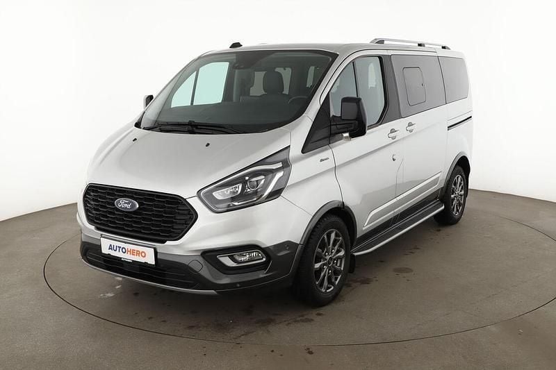 Gebraucht Ford Tourneo Active 185 PS (136 kW) 2021 Van / Kleinbus