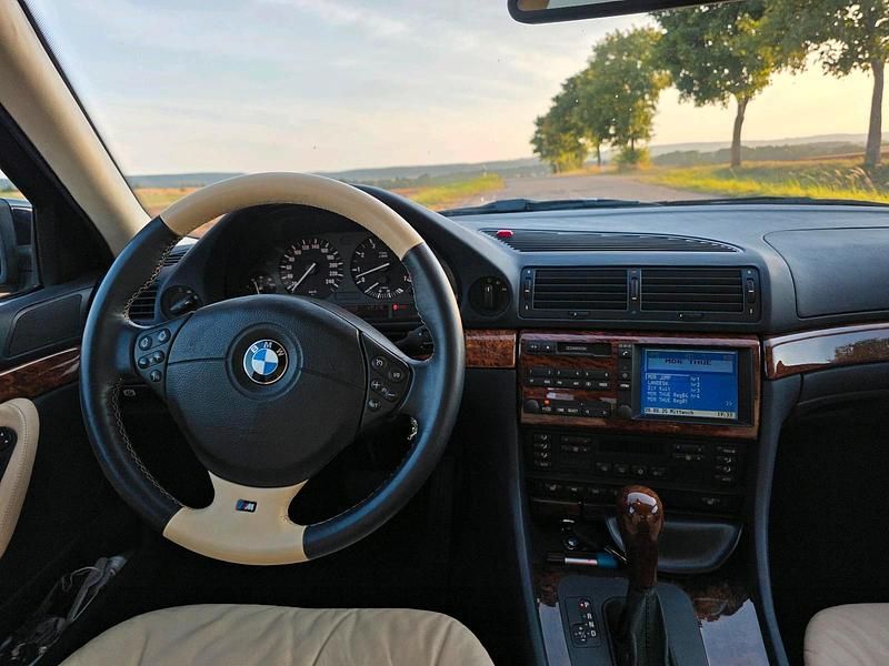 Gebraucht 2000 BMW 740 Limousine | 13.500 € (Etwas zu teuer) - Bild 1/4