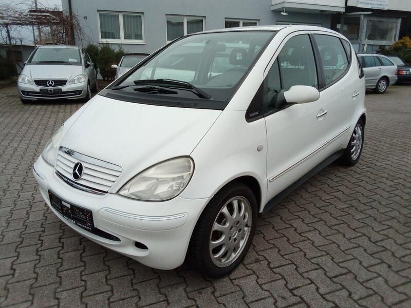 Weiß Gebraucht 2001 Mercedes A190 Elegance Van / Kleinbus | 1.990 € (Etwas zu teuer) - Bild 1/4