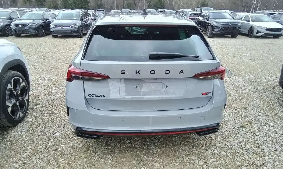 Gebraucht Skoda Octavia RS 265 PS (194 kW) 2026 Grau Kombi