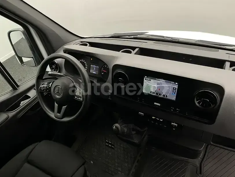 Używany Mercedes Sprinter 143 KM (105 kW) 2020 Biały Van