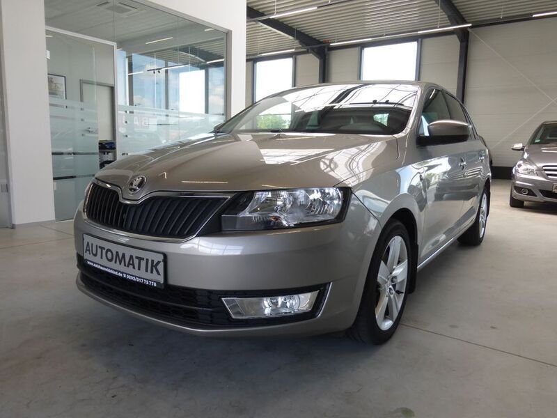 Gebraucht Skoda Rapid Drive 122 PS (89 kW) 2014 Grau Kombi