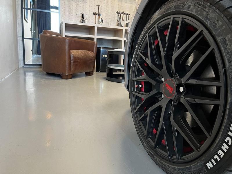 Gebraucht Mercedes A180 122 PS (89 kW) 2014 Grau Limousine