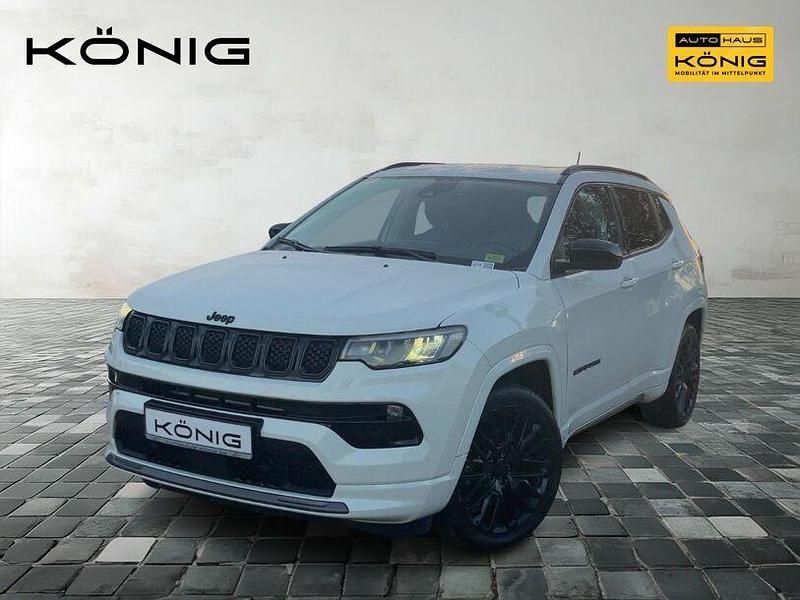 Alpine white Gebraucht 2023 Jeep Compass Altitude SUV | 26.840 € (Fairer Preis) - Bild 1/4