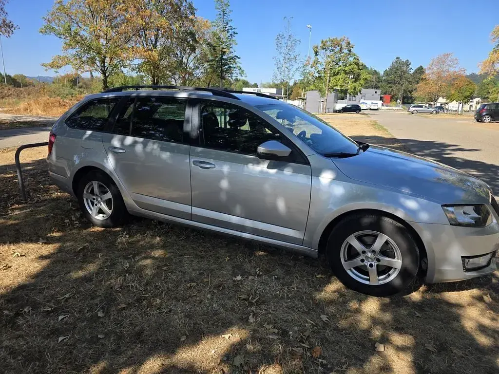 Gebraucht Skoda Octavia 110 PS (80 kW) 2016 Silber Kombi