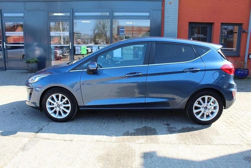 Gebraucht Ford Fiesta Titanium 101 PS (74 kW) 2019 Blau Kleinwagen