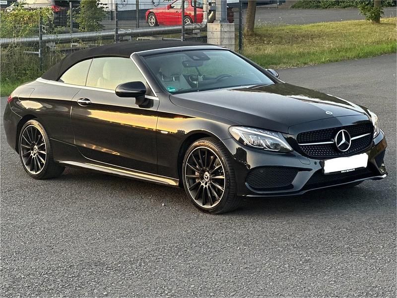 Gebraucht Mercedes C400 AMG line 333 PS (244 kW) 2017 Schwarz Cabrio