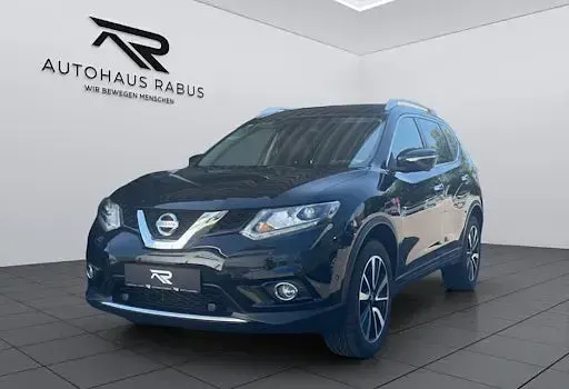 Gebraucht Nissan X-Trail Tekna 131 PS (96 kW) 2017 Schwarz SUV