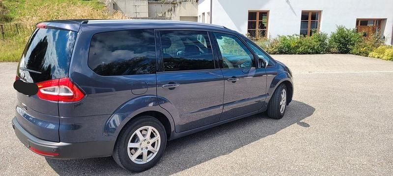 Gebraucht Ford Galaxy Titanium 163 PS (119 kW) 2012 Blau Van / Kleinbus