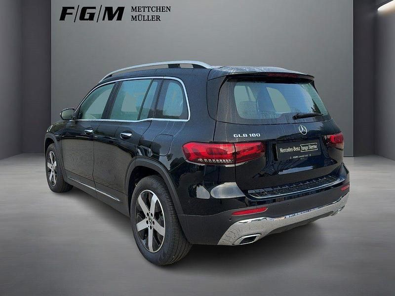 Gebraucht Mercedes GLB180 Progressive 136 PS (100 kW) 2023 Schwarz SUV
