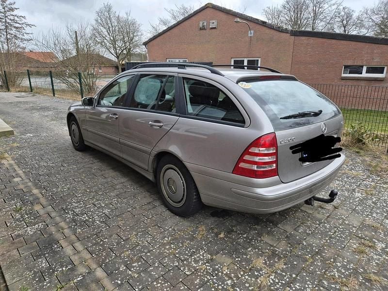Gebraucht Mercedes C200 2006 Grau Kombi