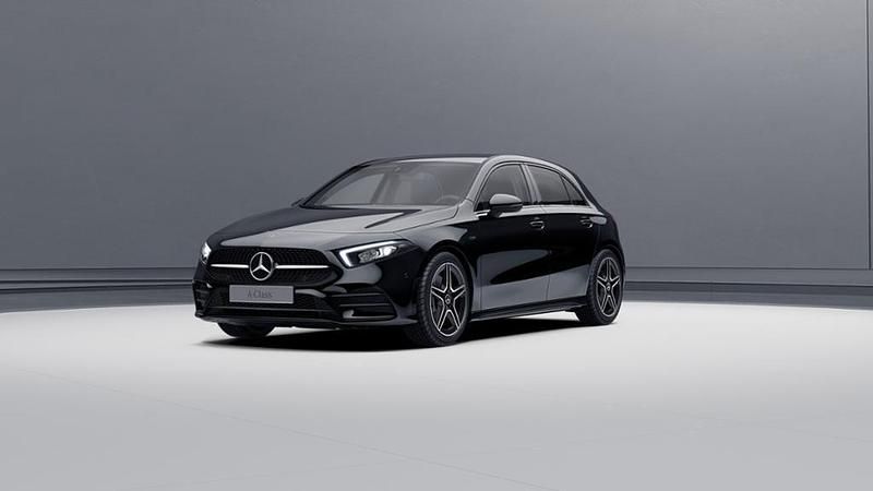 Schwarz Gebraucht 2020 Mercedes A250 AMG Limousine | 22.730 € (Guter Preis) - Bild 1/3
