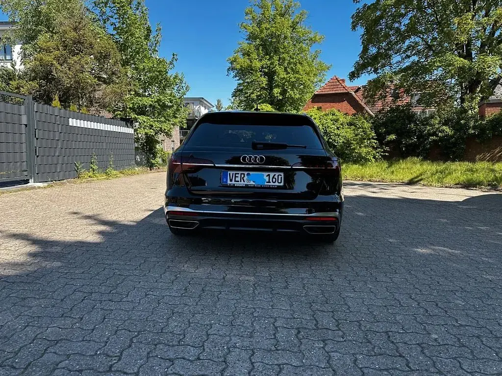 Gebraucht Audi A4 S-Line 204 PS (150 kW) 2023 Schwarz Kombi