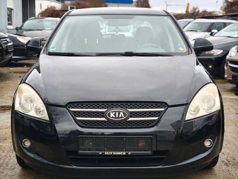 Gebraucht Kia Ceed EX 122 PS (89 kW) 2007 Schwarz Kleinwagen