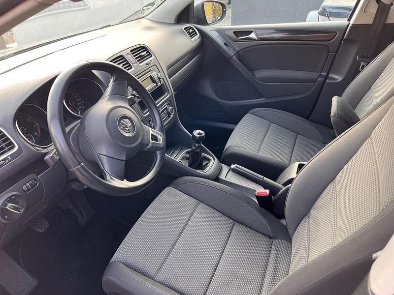 Gebraucht VW Golf VI 122 PS (89 kW) 2010 Grau Kleinwagen