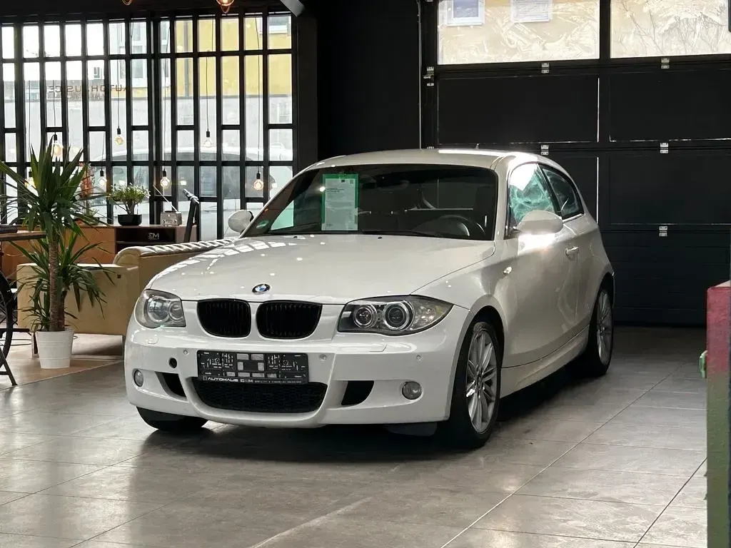 Gebraucht BMW 120 M Sport 170 PS (125 kW) 2008 Weiß Kleinwagen