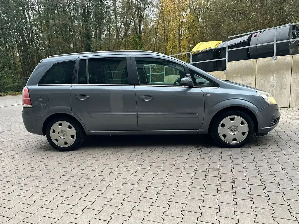 Gebraucht Opel Zafira Catch Me 200 PS (147 kW) 2007 Grau Van / Kleinbus