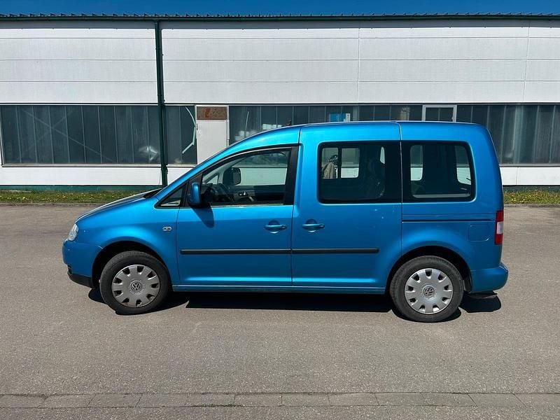 Second-hand VW Caddy 102 CP (75 kW) 2007 Albastru Monovolum